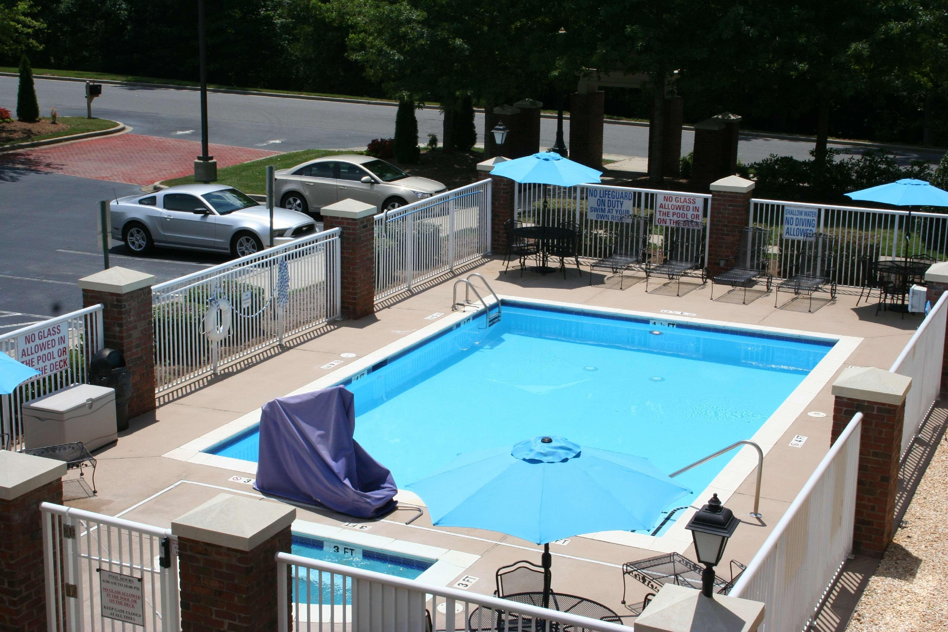 Hilton Garden Inn Rock Hill Bagian luar foto