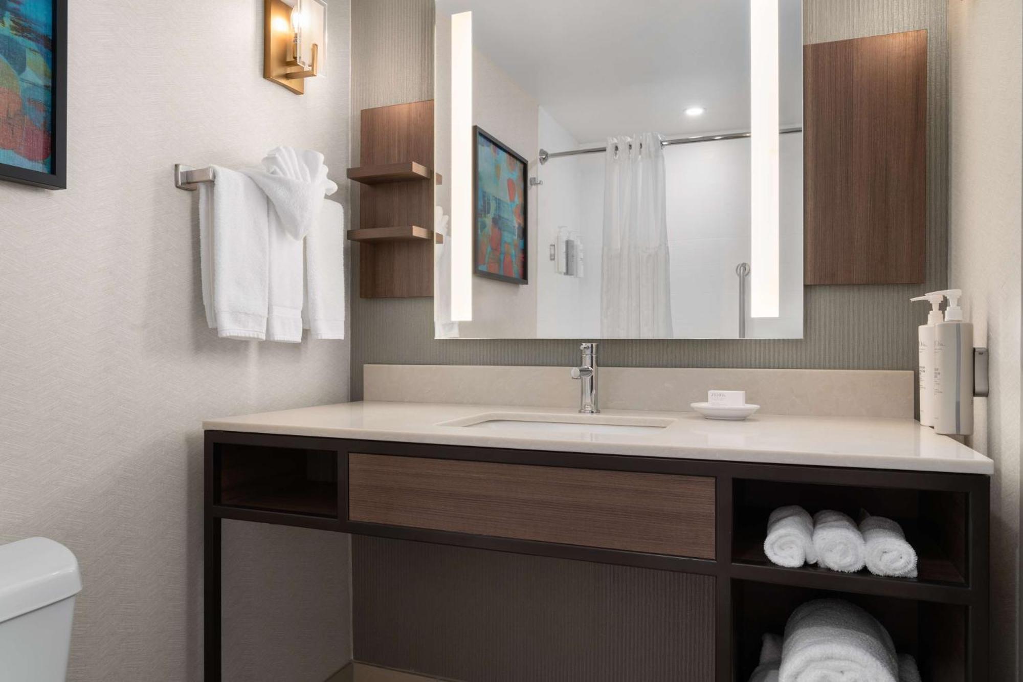 Hilton Garden Inn Rock Hill Bagian luar foto